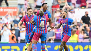 来自C罗球迷的新双骄之争？姆总暂时略胜一筹！.